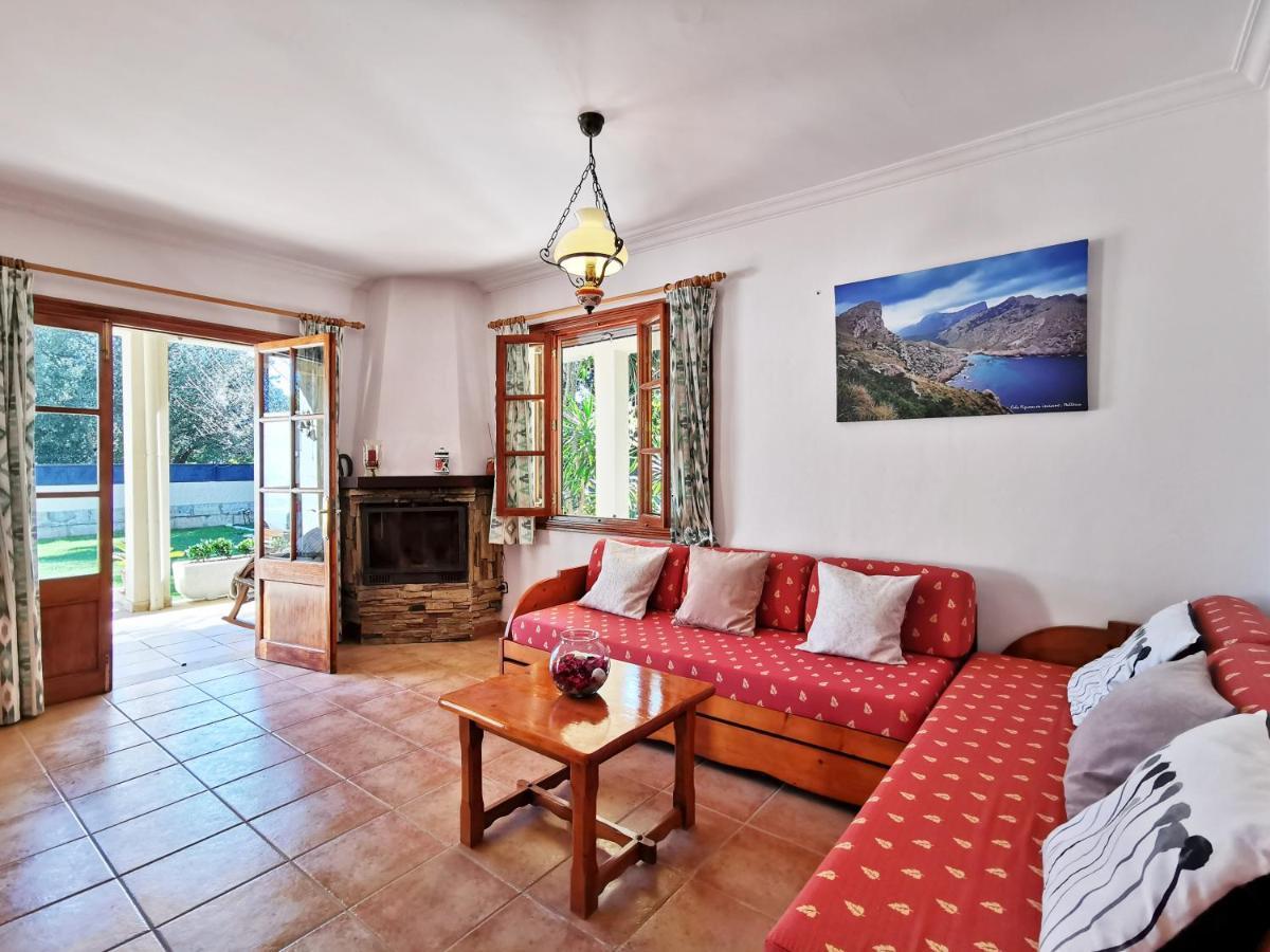 Divuit Pins Ferienhaus *
